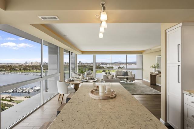 Detail Gallery Image 9 of 36 For 1810 Avenida Del Mundo #1504,  Coronado,  CA 92118 - 2 Beds | 2 Baths