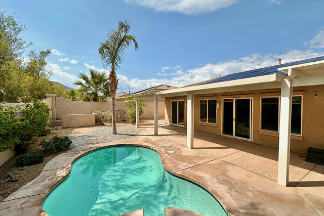 1247 Oro, Palm Springs CA: https://media.crmls.org/mediaz/a875ab7d-e779-4b87-9a16-8084eb29480e.jpg