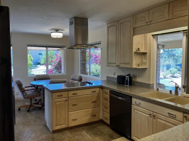2626 Sunset, Escondido CA: https://media.crmls.org/mediaz/a8762df1-6a4a-4bc5-a5d0-720a435bb96c.jpg