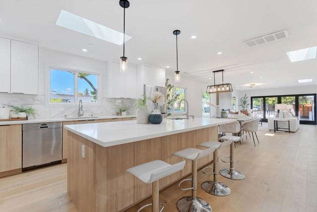 827 S Idaho Street, San Mateo CA: https://media.crmls.org/mediaz/a8770ec7-d155-4b28-a3ec-0c8019dabbdf.jpg