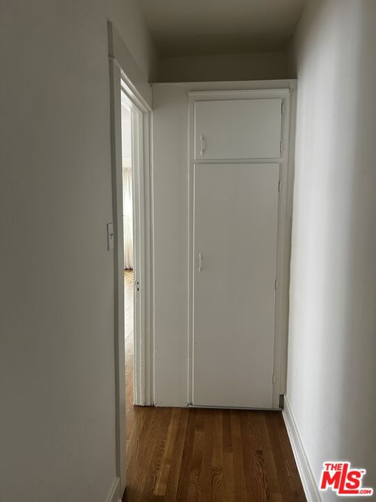 543 S Chicago Street, Los Angeles CA: https://media.crmls.org/mediaz/a8776448-f6ca-4d3c-9b7e-e1a08068031e.jpg