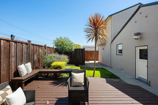 403 Santa Florita Avenue, Millbrae CA: https://media.crmls.org/mediaz/a877afee-6873-4b5a-b0d5-e40e768a23b6.jpg