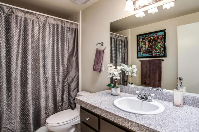 45780 Ocotillo Drive, Palm Desert CA: https://media.crmls.org/mediaz/a877c7b3-9dbe-45fa-9a66-c03f135994c0.jpg