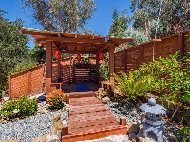 507 Market Street, Santa Cruz CA: https://media.crmls.org/mediaz/a87854b1-0710-438e-83e9-d90265c6a36f.jpg