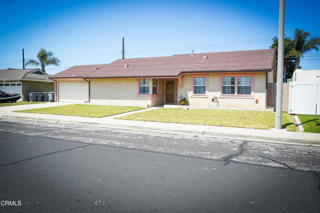 Detail Gallery Image 1 of 1 For 1711 Rialto St, Oxnard,  CA 93035 - 3 Beds | 2 Baths