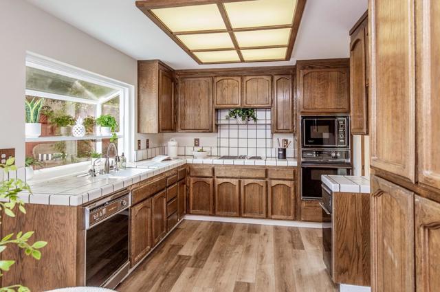 4815 Capistrano Avenue, San Jose CA: https://media.crmls.org/mediaz/a8797c35-6112-4ae0-8534-3bad5bc4df71.jpg