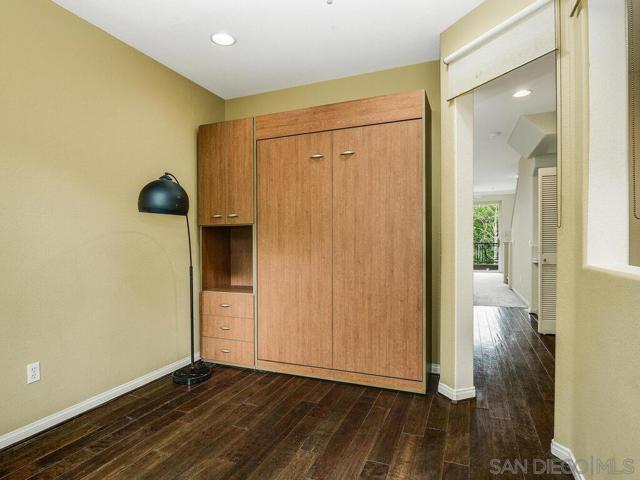 8732 Esplanade Park Lane, San Diego CA: https://media.crmls.org/mediaz/a87a411d-9772-44c0-987b-cfd384a2719c.jpg