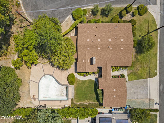5448 Bothwell Road, Tarzana CA: https://media.crmls.org/mediaz/a87ac433-602b-4a45-9e7b-cd574e6d222a.jpg