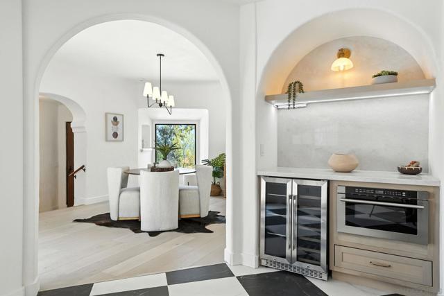 4388 HAWK STREET, San Diego CA: https://media.crmls.org/mediaz/a87b5776-5d75-4bcd-ac76-f56b5af2adbe.jpg