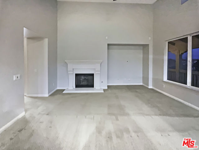 18944 Northern Dancer Lane, Yorba Linda CA: https://media.crmls.org/mediaz/a87ba213-69f6-4713-b53c-92e8ceb898de.jpg