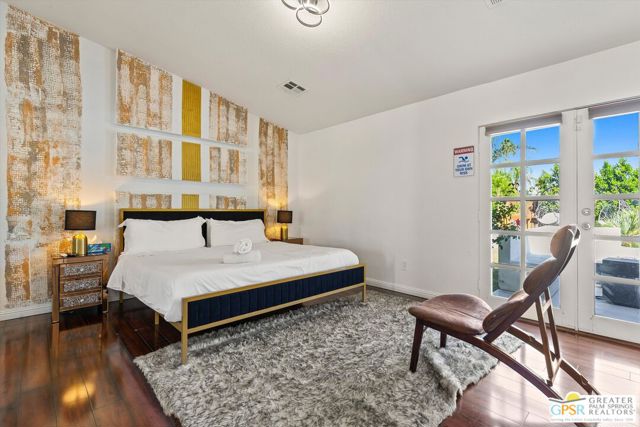 2880 E San Angelo Road, Palm Springs CA: https://media.crmls.org/mediaz/a87ba2c8-f714-4223-93d3-b634794223a6.jpg