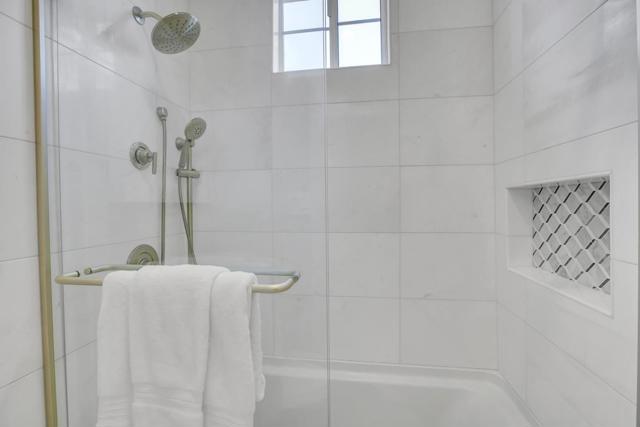 998 Governors Bay Drive, Redwood City CA: https://media.crmls.org/mediaz/a87c51b6-6c17-41a2-8242-841864bf4092.jpg