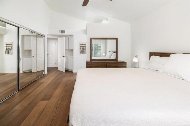 6848 Xana Way, Carlsbad CA: https://media.crmls.org/mediaz/a87cb3d9-ba47-4778-a5ec-2c2c36f8a271.jpg