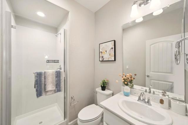 26540 Hayward Boulevard, Hayward CA: https://media.crmls.org/mediaz/a87d0b5b-80b4-4319-92f4-5360fc35c9d6.jpg