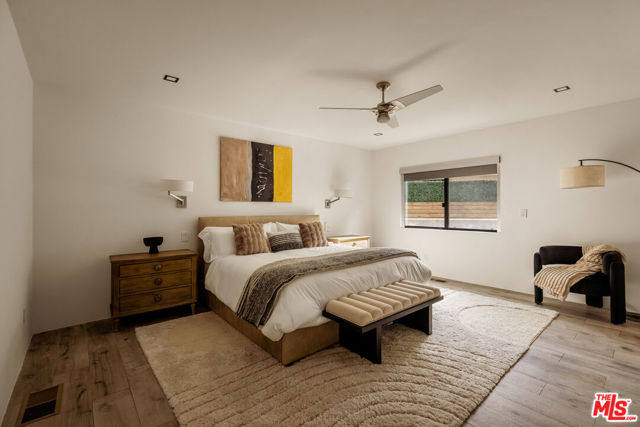 9991 Liebe Drive, Beverly Hills CA: https://media.crmls.org/mediaz/a87d8c19-34da-4cf3-a896-141c1b1f01a8.jpg