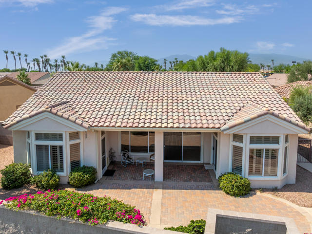 78626 Blooming Court, Palm Desert CA: https://media.crmls.org/mediaz/a87dde2d-f0a8-4f8c-a820-4b4de4b32001.jpg