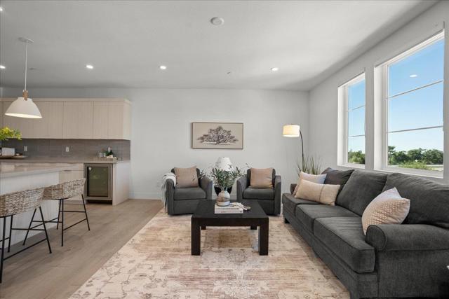 16293 Gellatt Court, Los Gatos CA: https://media.crmls.org/mediaz/a87e018e-54b9-477b-a94d-81289ff152da.jpg
