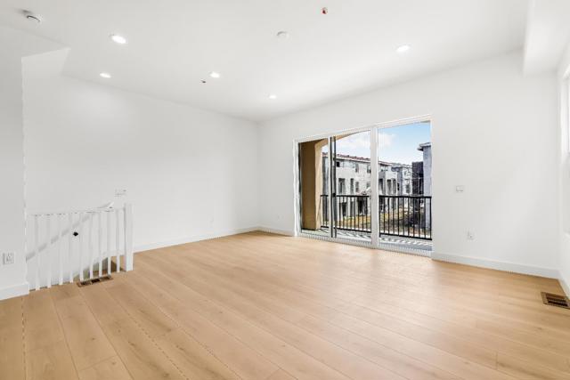 409 San Luis Avenue, Watsonville CA: https://media.crmls.org/mediaz/a87ea0a8-bdd3-4975-a7cd-a63c7a2252d5.jpg