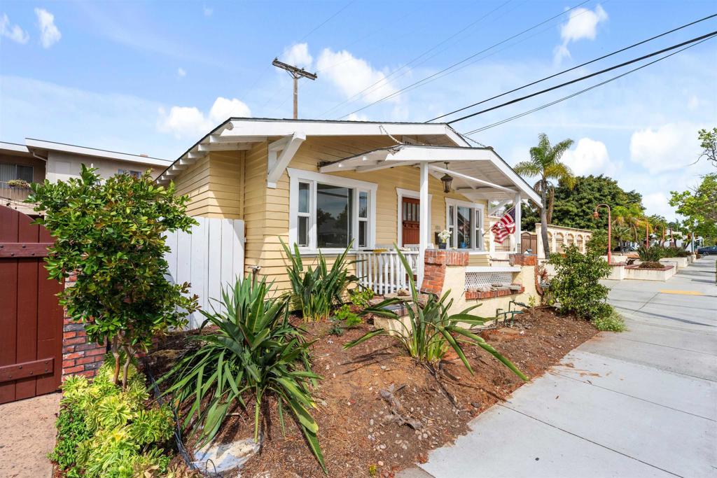 1011 8th Street