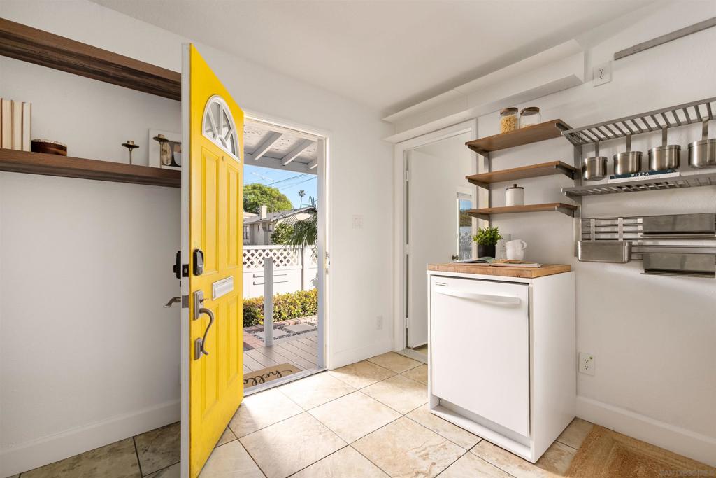 1828 Cable St - photo 19