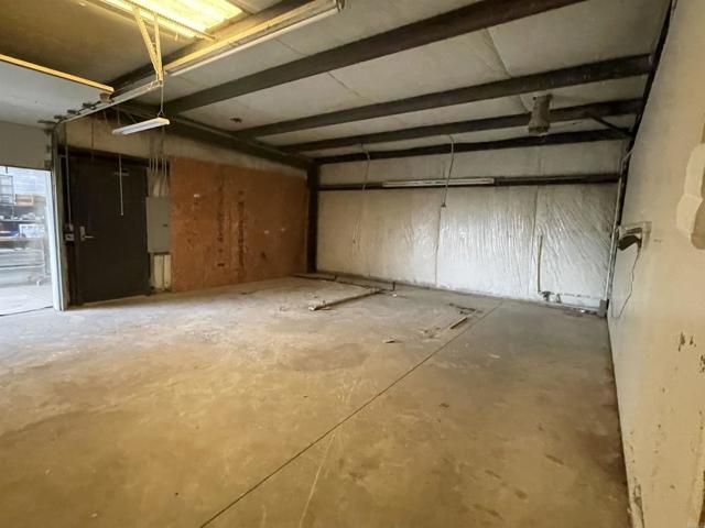 2434 Majella Road, Vista, California 92084, ,Commercial Lease,For Rent,2434 Majella Road,CRNDP2409001