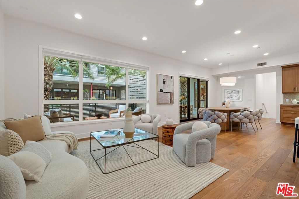 5850 Mcconnell Avenue #1