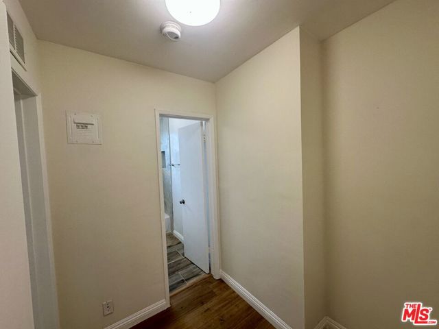 1114 S Sherbourne Drive, Los Angeles CA: https://media.crmls.org/mediaz/a8802d0c-be76-4a10-9215-4a0dca36bff7.jpg