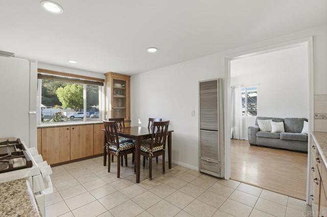 Detail Gallery Image 8 of 28 For 5566 Streamview, San Diego,  CA 92105 - 4 Beds | 1 Baths