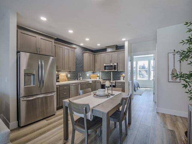 126 Aptos Village Way, Aptos CA: https://media.crmls.org/mediaz/a880db55-0715-4a25-9fbe-4da0225639d5.jpg