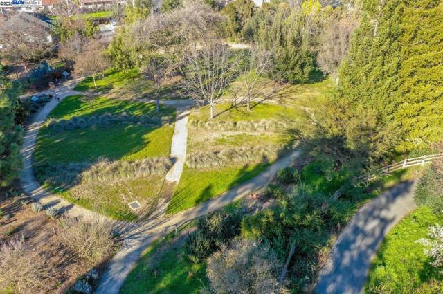 1416 Julia Ln, Concord CA: https://media.crmls.org/mediaz/a8822f2f-a30a-462f-8f81-0fef63c2afaf.jpg