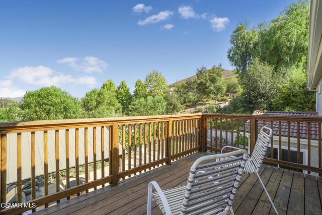 27802 Via Amistosa, Agoura Hills CA: https://media.crmls.org/mediaz/a88654fd-5e6f-44b1-acee-14d4ec714a3a.jpg