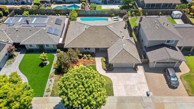 1118 Zinfandel Way, San Jose CA: https://media.crmls.org/mediaz/a8875c6b-d65f-4088-a736-af884cf0236d.jpg