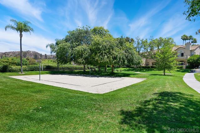 11048 Portobelo Dr, San Diego CA: https://media.crmls.org/mediaz/a887961c-b148-4068-86ff-8c3306fd3666.jpg