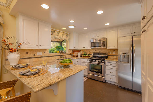 Detail Gallery Image 12 of 40 For 1116 Itamo St, Camarillo,  CA 93012 - 2 Beds | 2 Baths