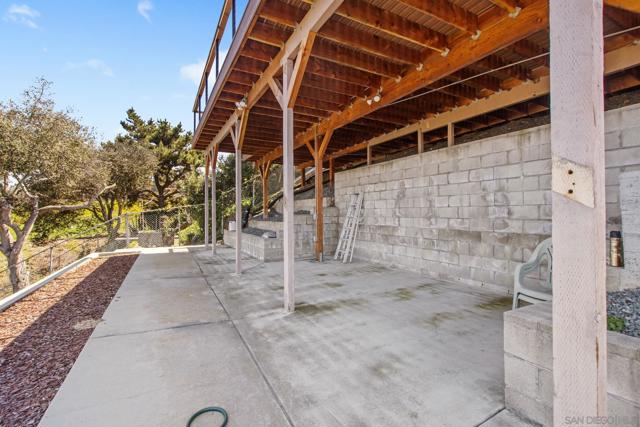 4460 Huggins St, San Diego CA: https://media.crmls.org/mediaz/a887f884-c9b8-4b8d-b069-946d4a81dde1.jpg