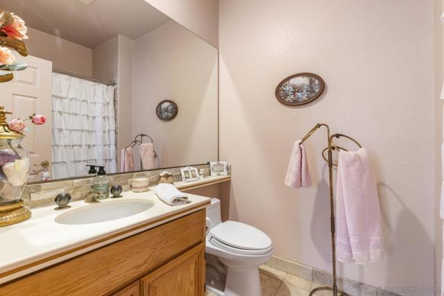 2505 Monterey Glen, Escondido CA: https://media.crmls.org/mediaz/a8882404-336b-42ab-a5fc-4a94a4c5ad06.jpg