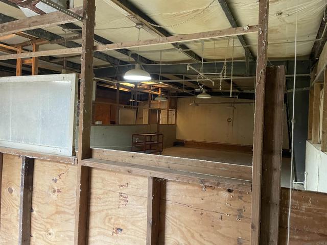 2434 Majella Road, Vista, California 92084, ,Commercial Lease,For Rent,2434 Majella Road,CRNDP2409001