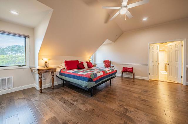 11394 Saddle Road, Monterey CA: https://media.crmls.org/mediaz/a888f03e-391c-419e-b280-a93fc1f9ada5.jpg