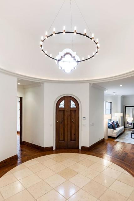 8 Reyna Place, Menlo Park CA: https://media.crmls.org/mediaz/a8899bf4-b660-4bd6-b9a1-b961863fb6c5.jpg