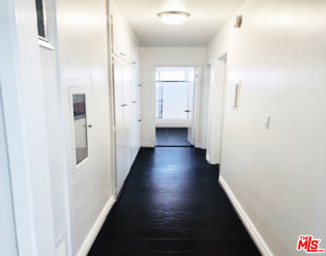 4171 W 4th Street, Los Angeles CA: https://media.crmls.org/mediaz/a889eda3-8b1a-44e2-8c3c-b44af9b9d2da.jpg