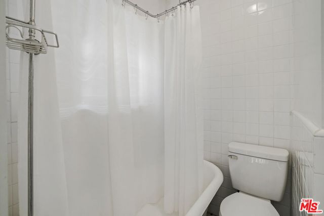 402 North Venice Boulevard, A photo 10