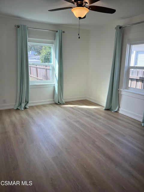 4049 Colonial Avenue, Los Angeles CA: https://media.crmls.org/mediaz/a88b42a9-b85e-4477-9983-0b37124981d8.jpg