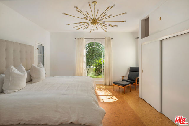 630 N Alta Vista Boulevard, Los Angeles CA: https://media.crmls.org/mediaz/a88cc17f-232d-427b-b216-326748469e20.jpg
