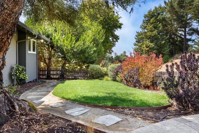 230 Thunderbird Drive, Aptos CA: https://media.crmls.org/mediaz/a88e1f3b-1bc1-4b74-8405-2818587669fb.jpg