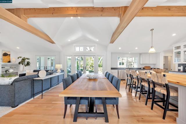 Image 14 of 53 For 942 Raintree Pl