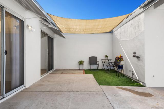 3875 Vista Campana, Oceanside CA: https://media.crmls.org/mediaz/a8905eec-061b-447e-afd5-9d882b406ca2.jpg