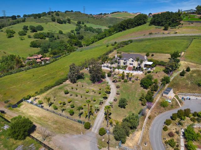 7790 Lost View Road, San Jose CA: https://media.crmls.org/mediaz/a891159d-48bf-4434-a47c-e4a784a0a288.jpg