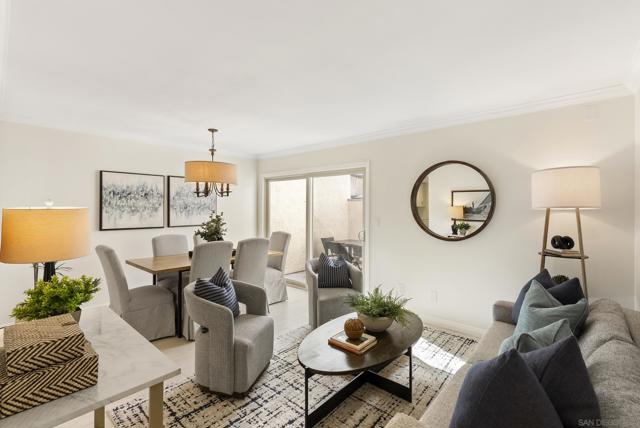 8871 Caminito Primavera, La Jolla CA: https://media.crmls.org/mediaz/a8913037-e751-4fa3-a6dd-250cb0d6864f.jpg