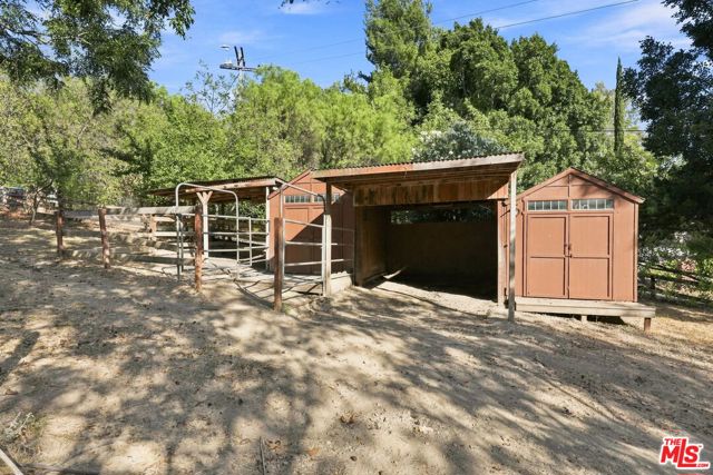 107 Alto Drive photo 37