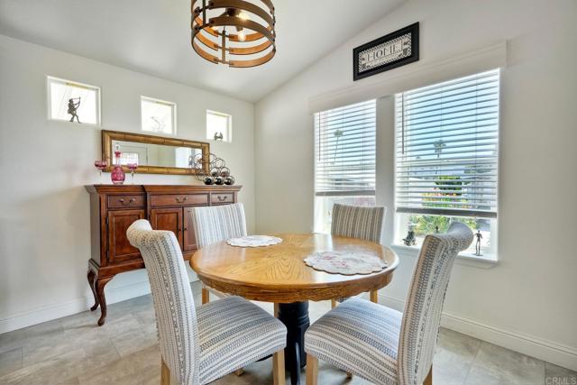 2280 E Valley Parkway, Escondido CA: https://media.crmls.org/mediaz/a891edd8-87a2-419e-ba09-5f5aecd19efd.jpg